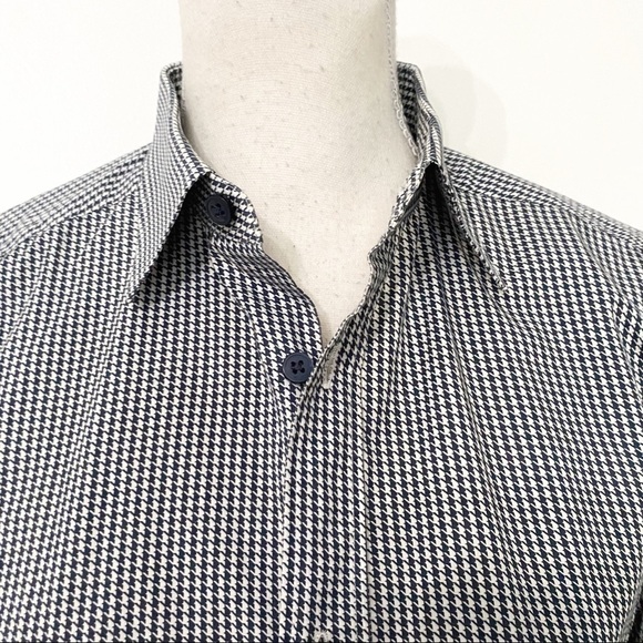 Z ZEGNA BLACK & WHITE HOUNDSTOOTH DROP & FIT BUTTON FRONT BLOUSE - 37 (14) - Picture 5 of 10